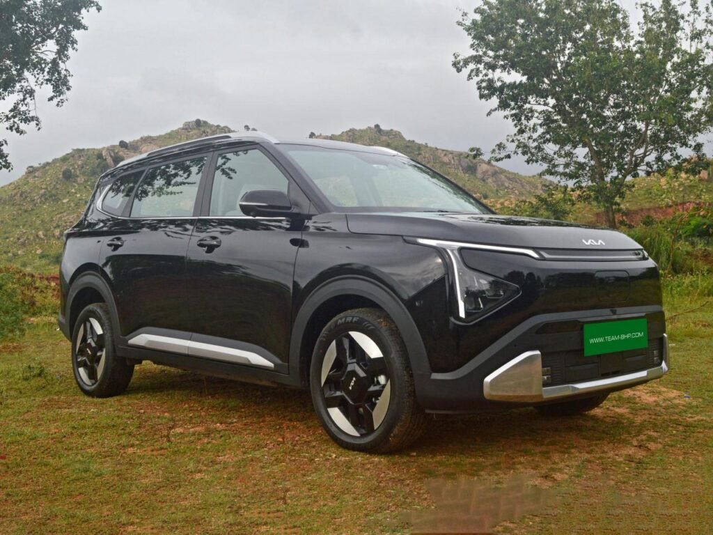 Kia Carens Clavis EV Gets Big Discounts: Save Up to ₹1.54 Lakh in 2026 2025 kia carens clavis ev exterior 01 1 0