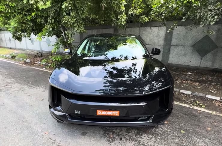 mahindra be 6 pack1 side 082af342ab